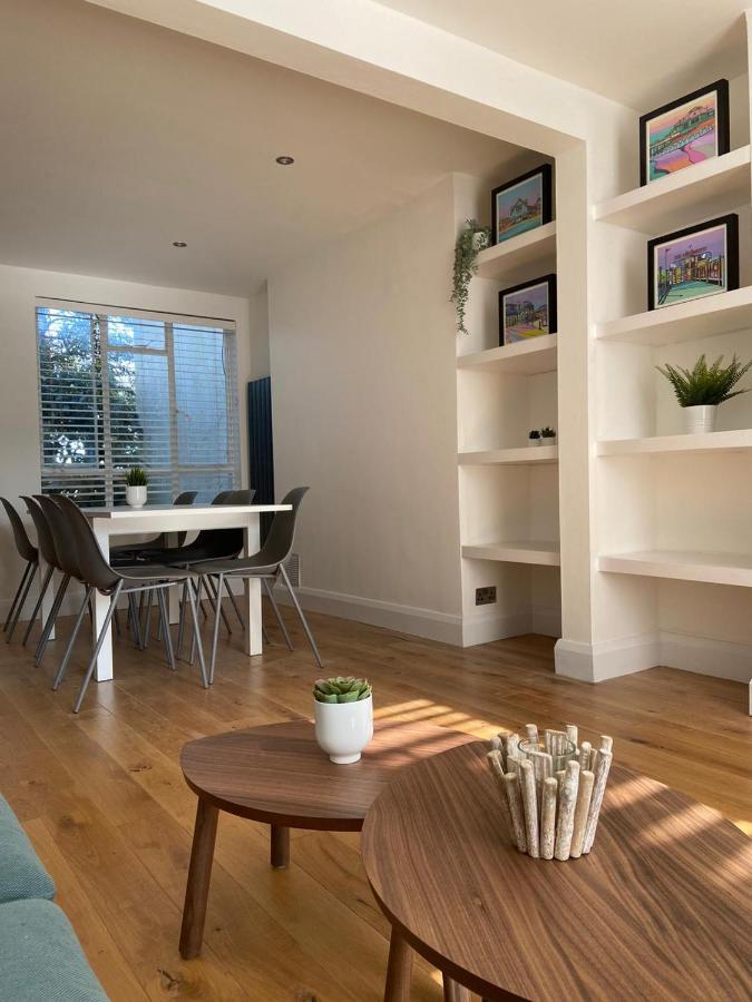 Villa Warwick House - Stunning House With Terrace And Sea Views, Sleeps 11 à Worthing Extérieur photo