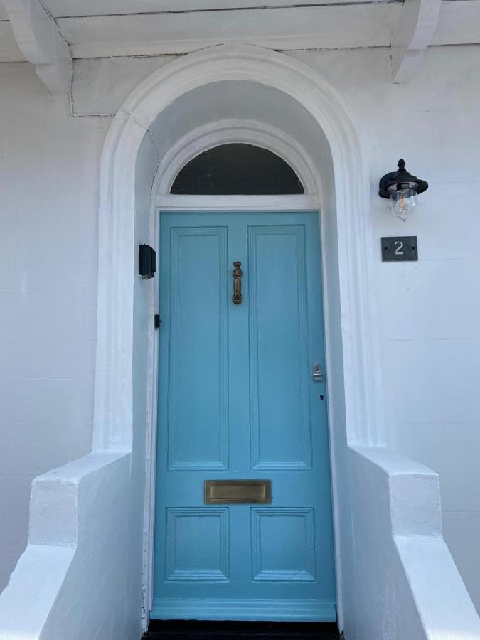 Villa Warwick House - Stunning House With Terrace And Sea Views, Sleeps 11 à Worthing Extérieur photo