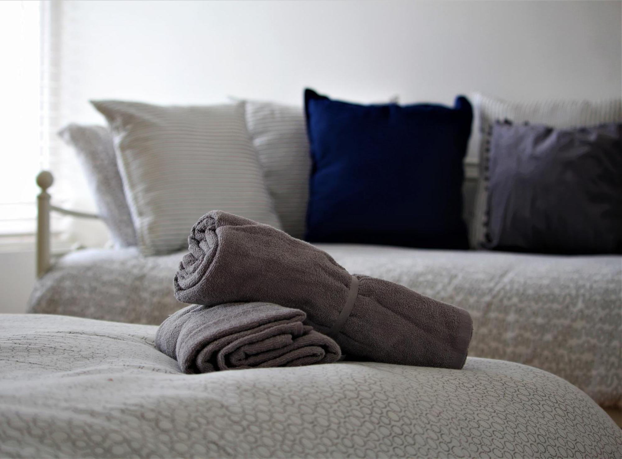 Villa Warwick House - Stunning House With Terrace And Sea Views, Sleeps 11 à Worthing Extérieur photo